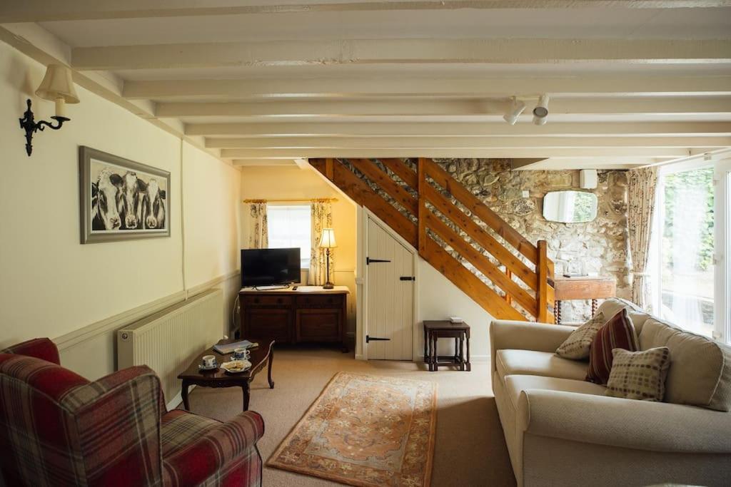 Dairy Cottage At Scolton Cottages - Indoor Pool Хаверфордуэст Экстерьер фото